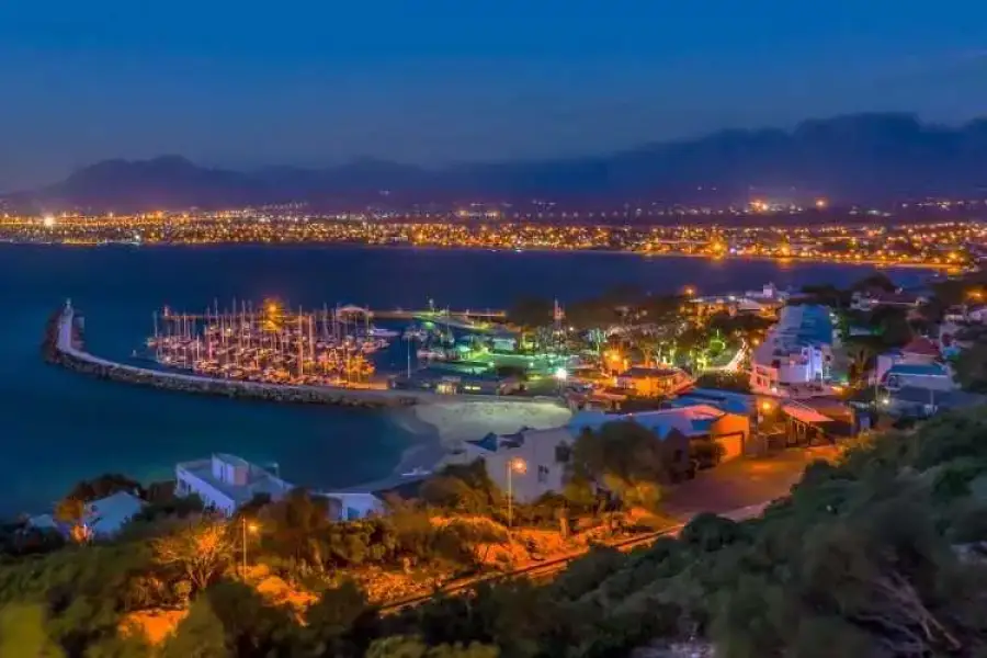 Amazing Accommodation in Gordons Bay