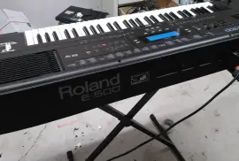 Roland E-500 Intelligent Keyboard Synthesizer, ZAR 5,000.00