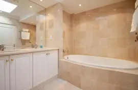 House For Sale in Fresnaye, Cape Town, ZAR 26,000,000.00
