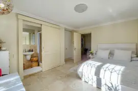 House For Sale in Fresnaye, Cape Town, ZAR 26,000,000.00