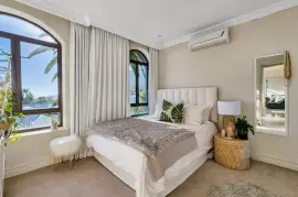 House For Sale in Fresnaye, Cape Town, ZAR 26,000,000.00
