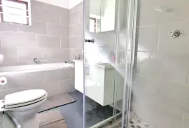 Furnished Ground Floor Apartment on Beach Front, ZAR 2,900,000.00