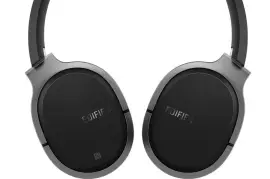 Powerful Headphones from the Future (Black&amp;Sil, ZAR 1,500.00
