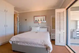 House for sale in Gordons Bay with sea views, ZAR 2,750,000.00
