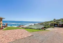 House for sale in Gordons Bay with sea views, ZAR 2,750,000.00