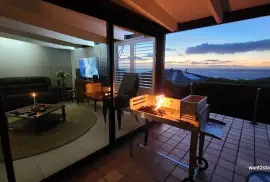 House for sale in Gordons Bay with sea views, ZAR 2,750,000.00