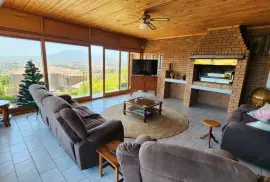 Beautiful House For Sale on Gordons Bay Mountains, ZAR 3,750,000.00